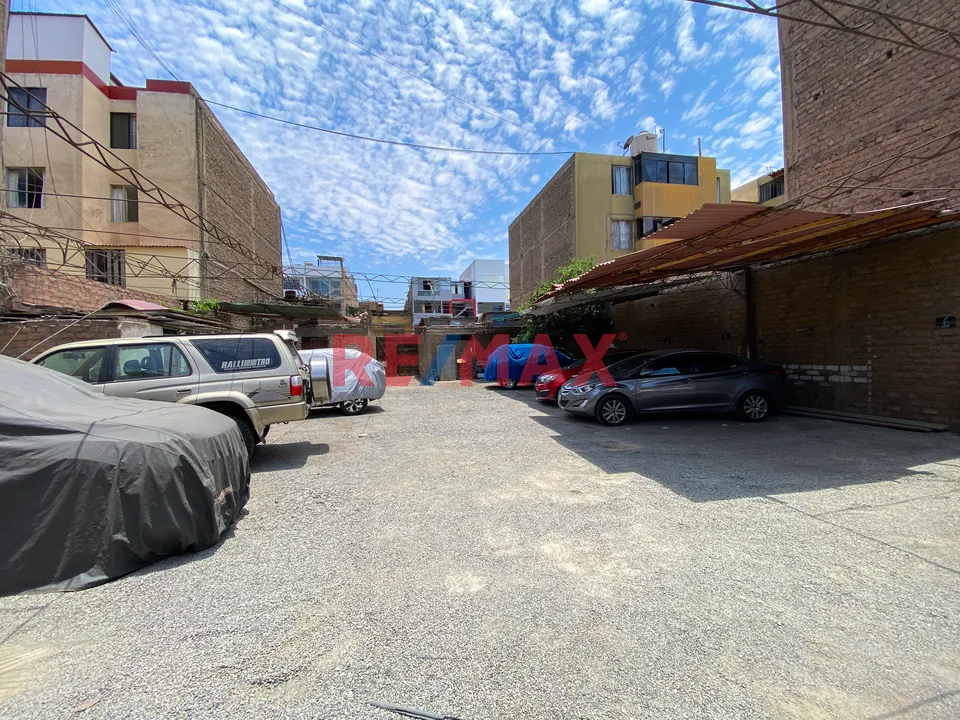 Venta de Terreno de 525 m² en Los Olivos · imagen 3