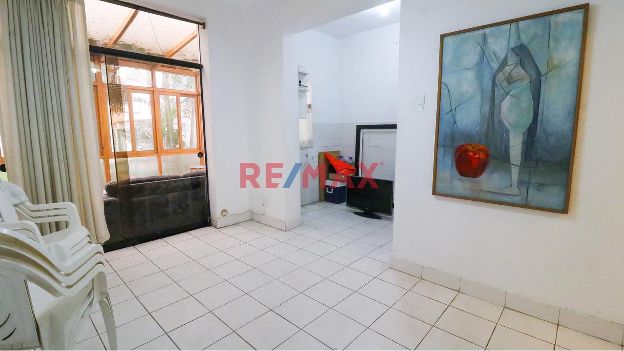 Venta de Hermosa Casa a Espalda de Clínica San Felipe · imagen 4