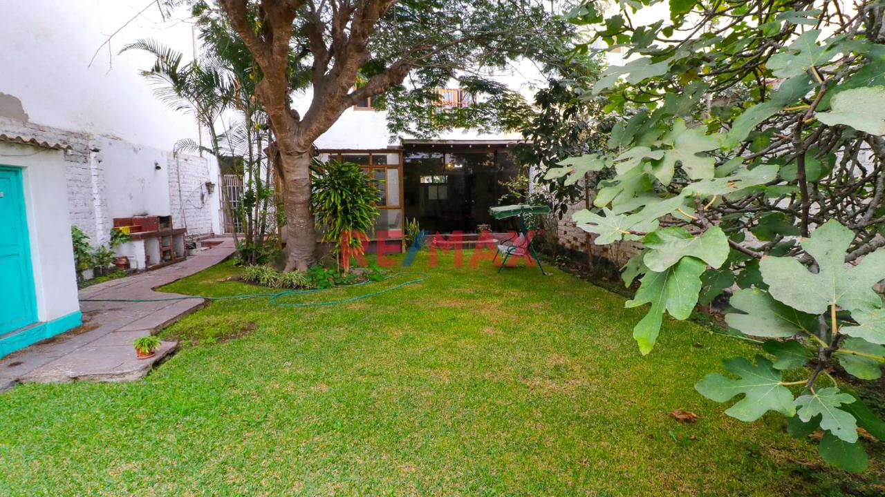 Venta de Casa de 167 m² a Dos Cuadras de la Panamericana Norte · imagen 12