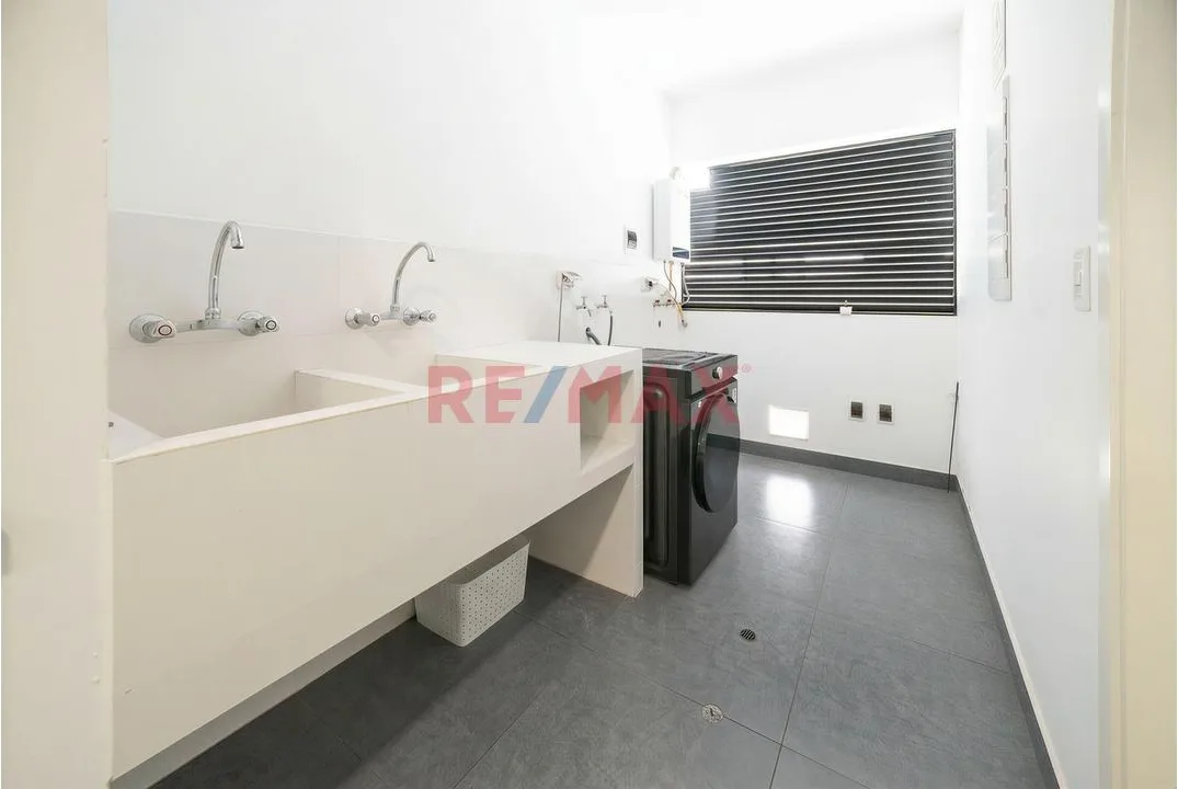 Alquiler De Amplio Y Elegante Departamento De 127.29M² En San Isidro · imagen 11